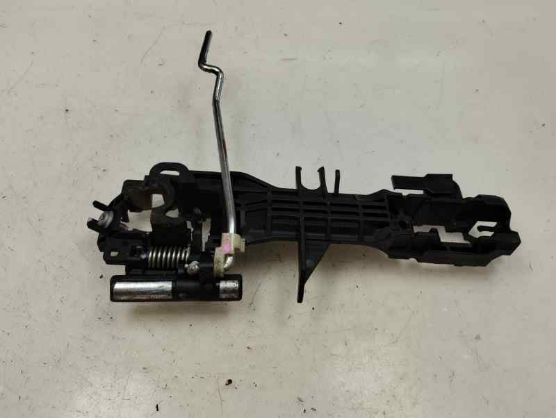 SOPORTE MANETA EXTERIOR DELANTERA DERECHA TOYOTA AURIS 2.0 D-4D MT 124CV | 91KW