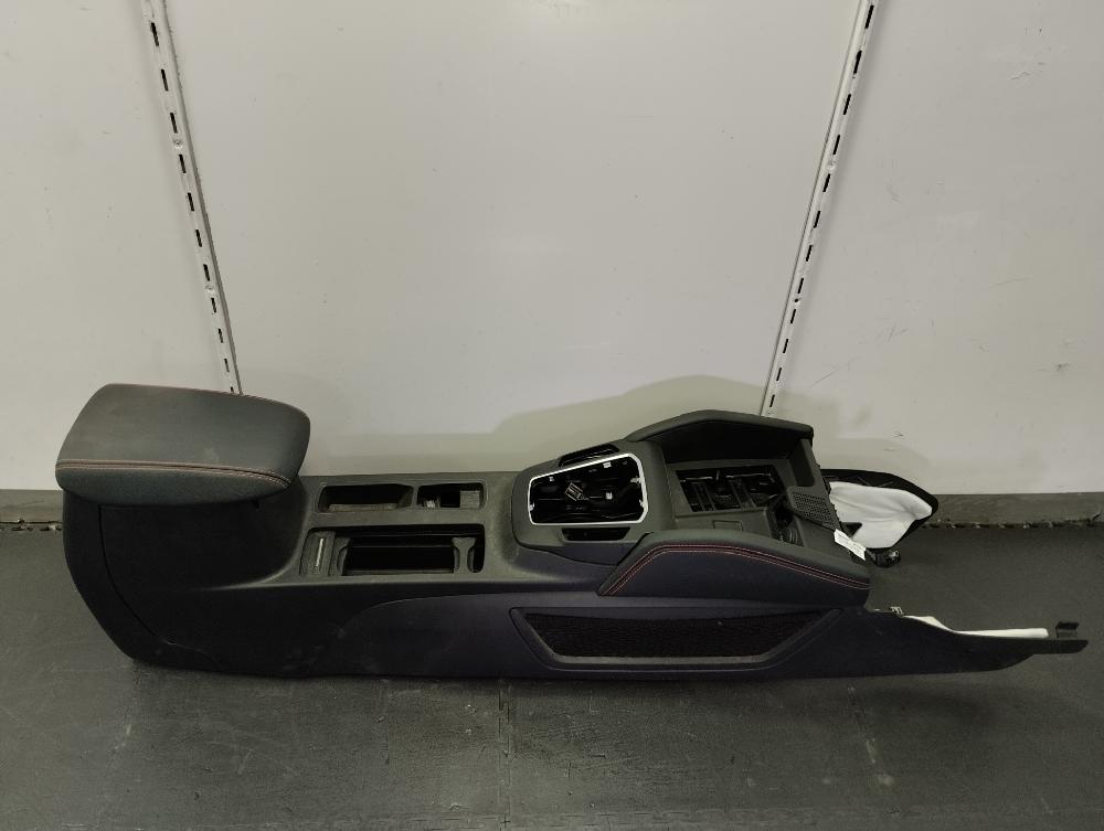 JUEGO ASIENTOS COMPLETO FORD KUGA 1.5 150CV | 110KW, GASOLINA, MT, ACCIONAMIENTO DELANTERO