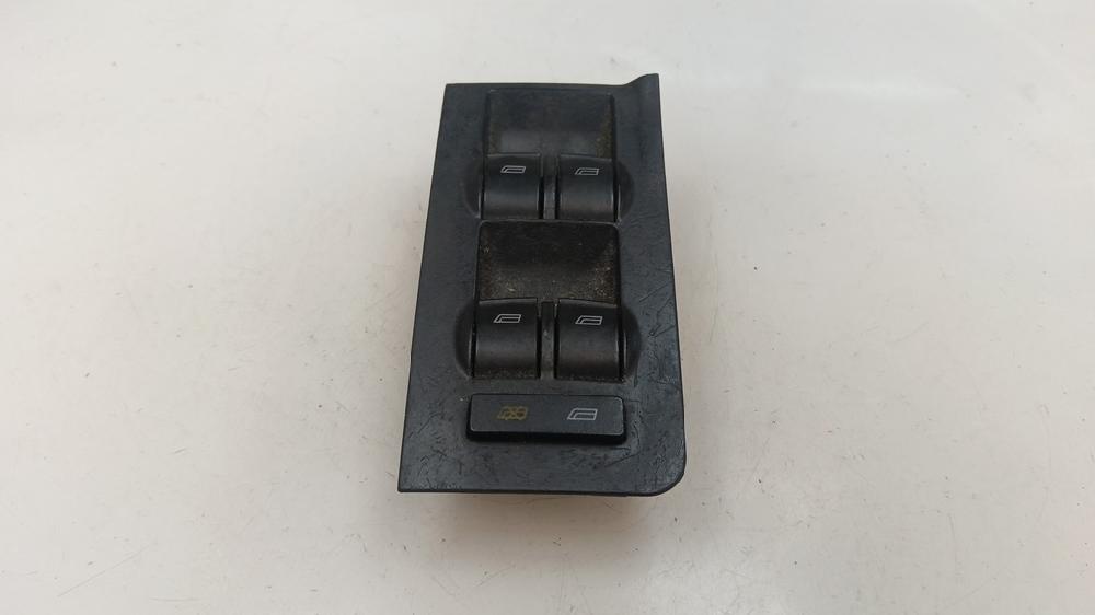 MANDO ELEVALUNAS DELANTERO IZQUIERDO AUDI A6 1998 2.5 TDI MT 150CV
