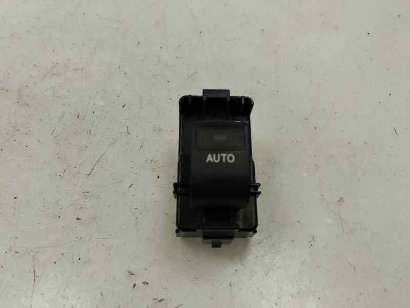 MANDO ELEVALUNAS TRASERO DERECHO TOYOTA AURIS 2.0 D-4D MT 124CV | 91KW