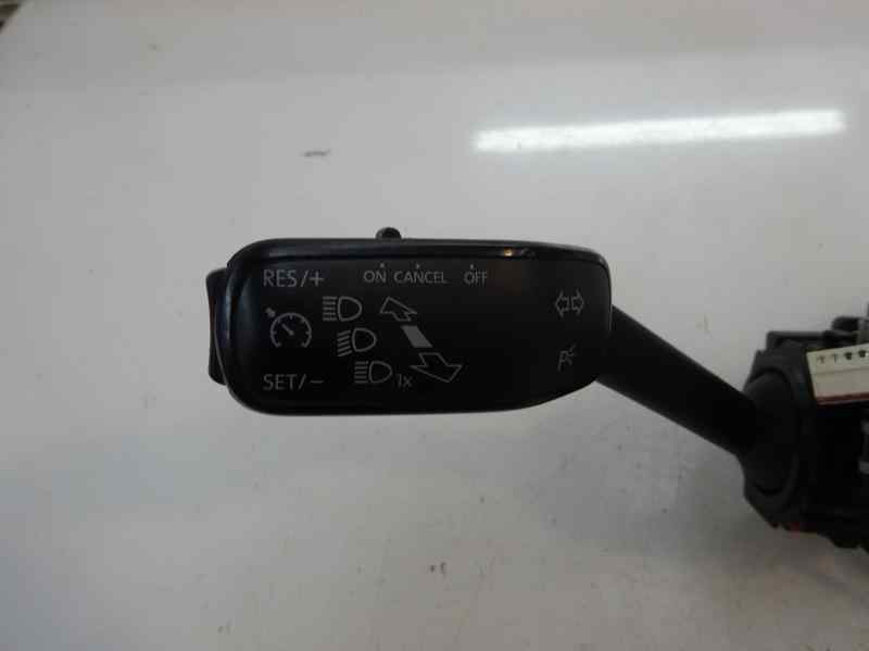 MANDO MULTIFUNCION SEAT LEON 1.6 TDI MT 105CV
