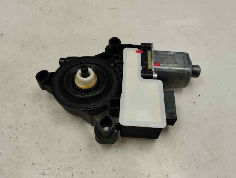 MOTOR ELEVALUNAS TRASERO IZQUIERDO SEAT ARONA 1.0 AMT 110CV | 81KW