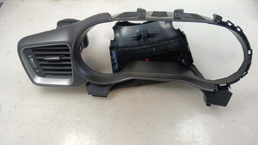 REJILLA AIRE DELANTERA IZQUIERDA KIA CEED 1.6 CRDI DCT 136CV