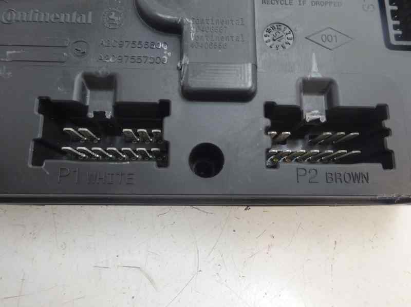 CAJA RELES FUSIBLES RENAULT CLIO 1.5 DCI MT 90CV
