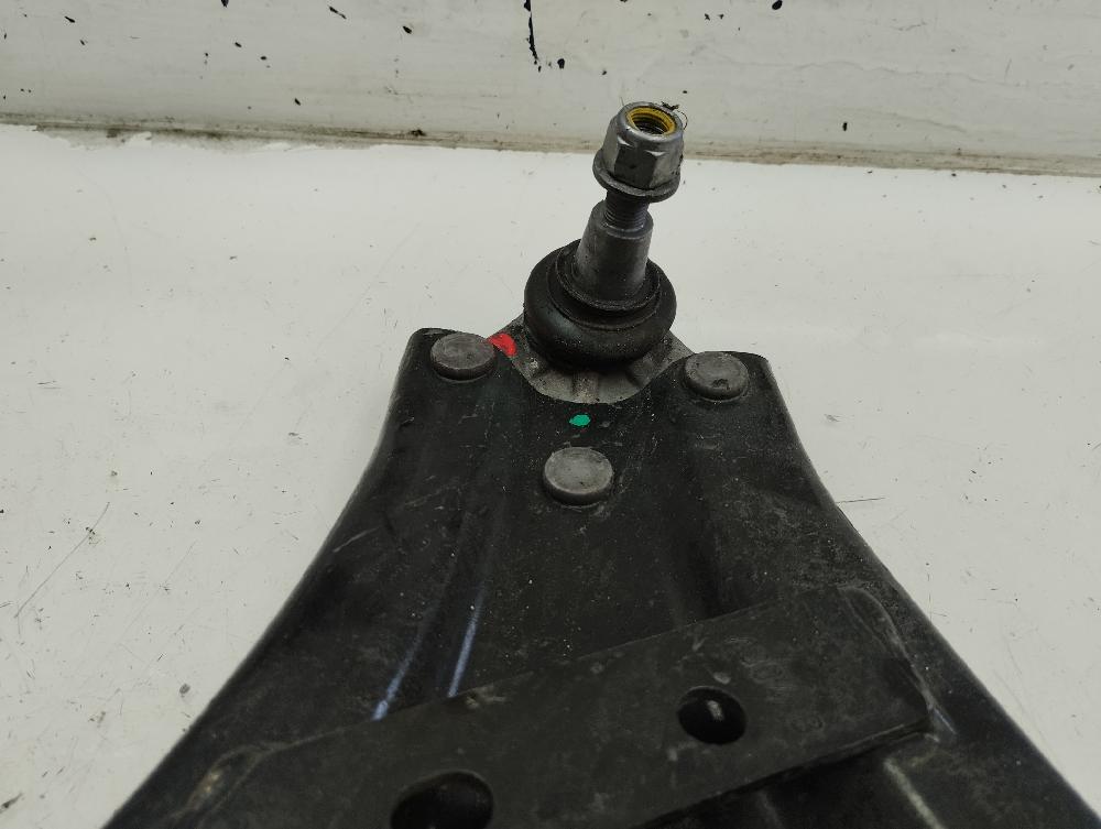 BRAZO SUSPENSION INFERIOR DELANTERO DERECHO DACIA DUSTER 1.0 MT 90CV | 67KW