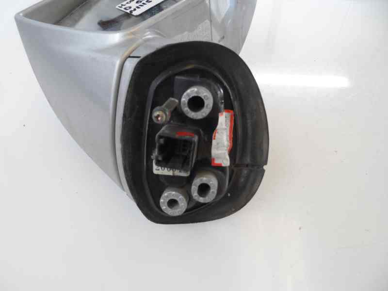 RETROVISOR DERECHO HYUNDAI COUPE 1.6 MT 105CV | 77KW