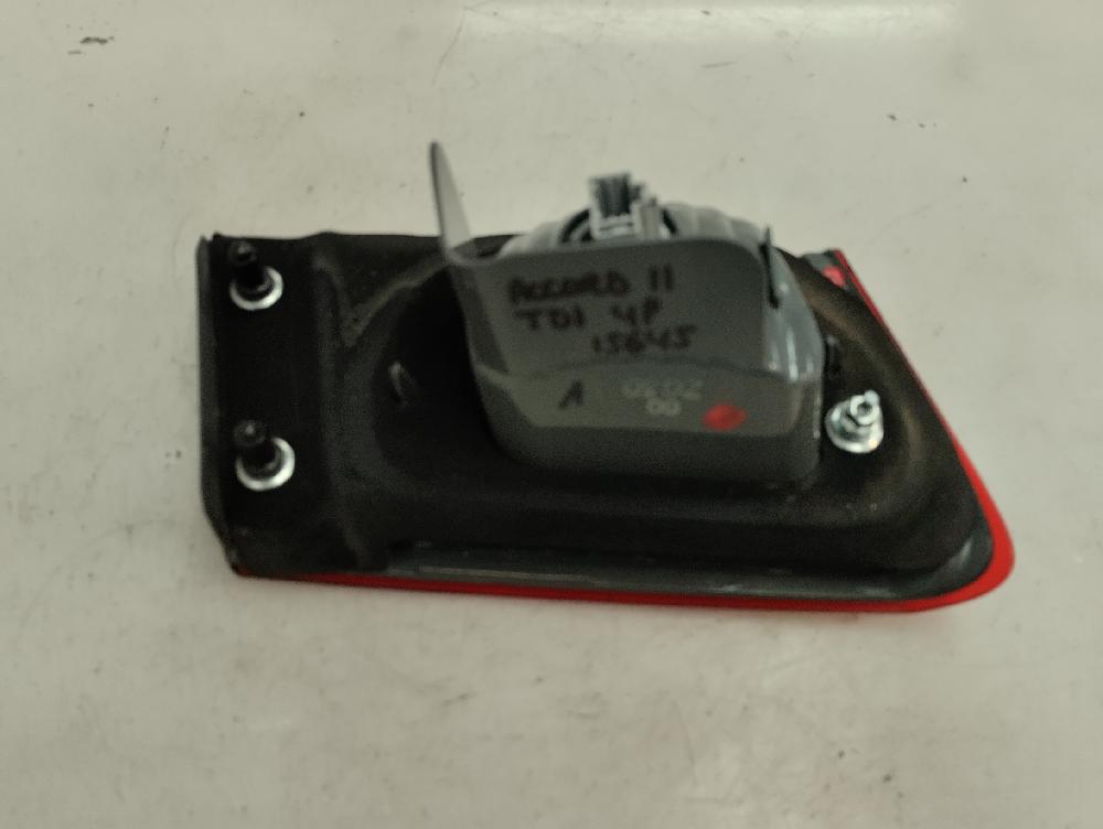 PILOTO TRASERO DERECHO INTERIOR HONDA ACCORD 2.0 MT 156CV | 115KW