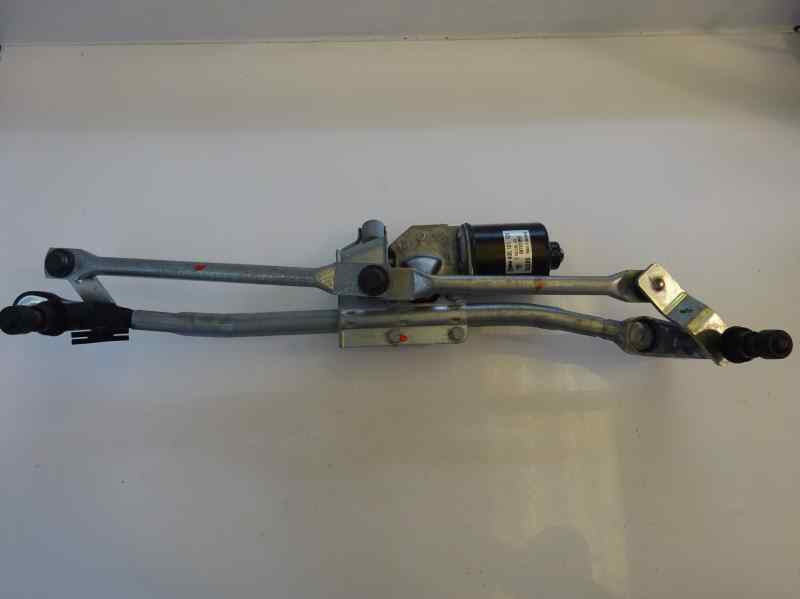 MOTOR LIMPIA DELANTERO BMW SERIE 1 2.0 118D MT 143CV