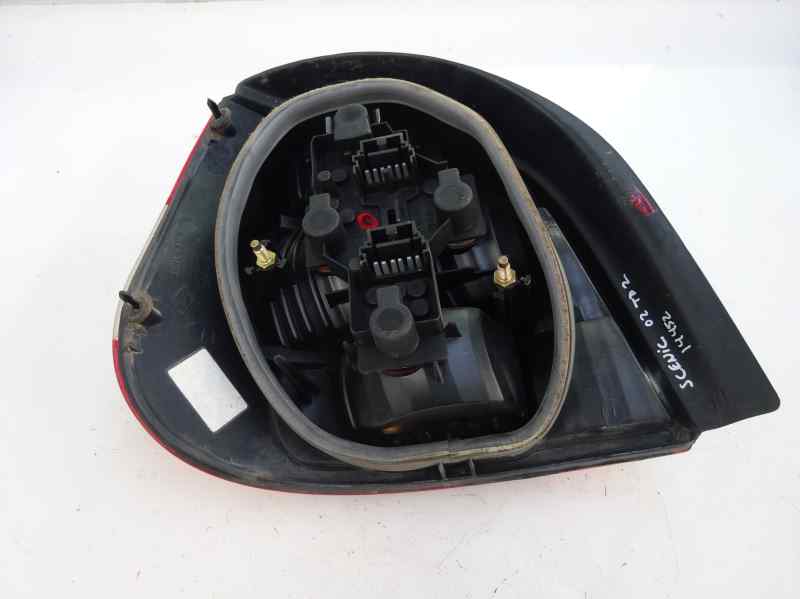 PILOTO TRASERO DERECHO RENAULT SCENIC 1.9 DCI MT 4WD 102CV | 75KW