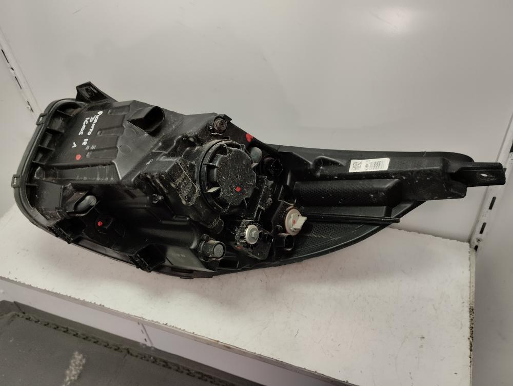 FARO DERECHO KIA PICANTO 2018 1.0 MT 67CV | 49KW