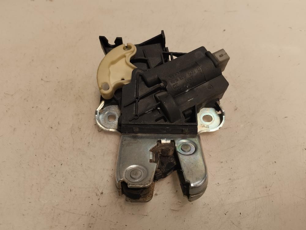 CERRADURA MALETERO PORTON AUDI A4 2.0 TDI MT 140CV | 103KW