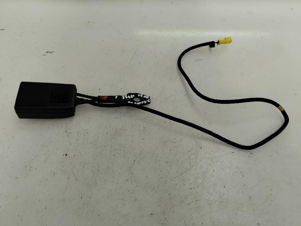 ANCLAJE CINTURON DELANTERO IZQUIERDO MERCEDES BENZ CLASE C 2006 1.8 C 180 KOMPRESSOR MT 143CV