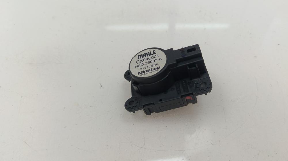 MOTOR APERTURA TRAMPILLAS CLIMATIZADOR CITROEN C4 CACTUS 1.2 MT 110CV | 81KW