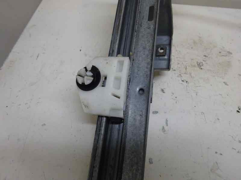 ELEVALUNAS DELANTERO DERECHO RENAULT KANGOO 1.5 DCI MT 68CV
