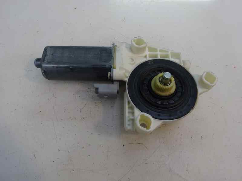 MOTOR ELEVALUNAS DELANTERO DERECHO PEUGEOT 307 2.0 HDI MT 107CV