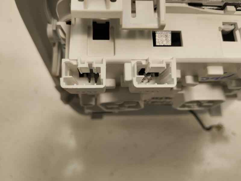 LUZ INTERIOR PEUGEOT 208 1.2 MT 110CV | 81KW