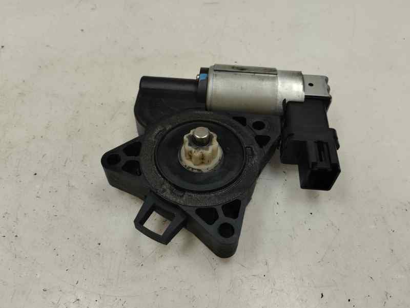 MOTOR ELEVALUNAS DELANTERO IZQUIERDO MAZDA 6 2.0 MZR-CD MT 136CV | 100KW
