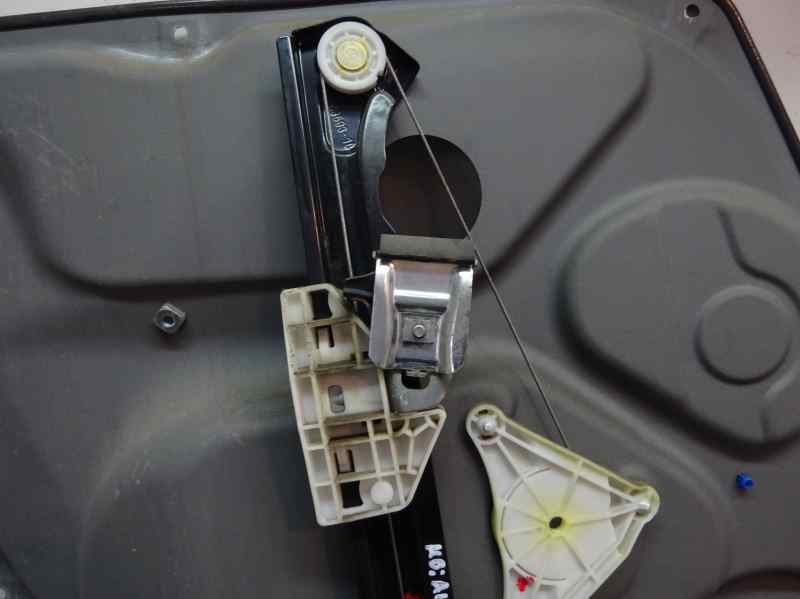 ELEVALUNAS TRASERO DERECHO MERCEDES BENZ CLASE A 2.0 A 180 CDI MT 109CV