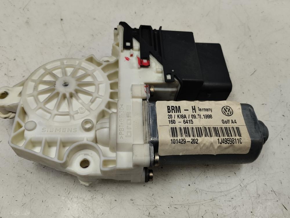 MOTOR ELEVALUNAS TRASERO IZQUIERDO VOLKSWAGEN GOLF 1.9 TDI MT 110CV