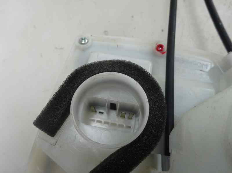 CERRADURA PUERTA TRASERA DERECHA SUZUKI SX4 1.9 DDIS MT 120CV