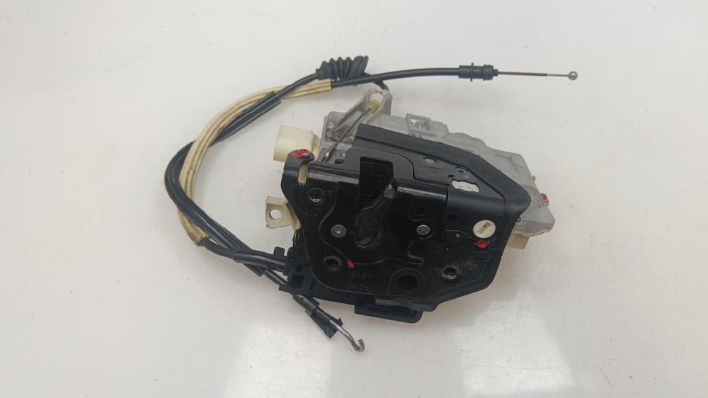 CERRADURA PUERTA DELANTERA DERECHA VOLKSWAGEN PASSAT PASSAT 2.0 140CV TDI 103KW