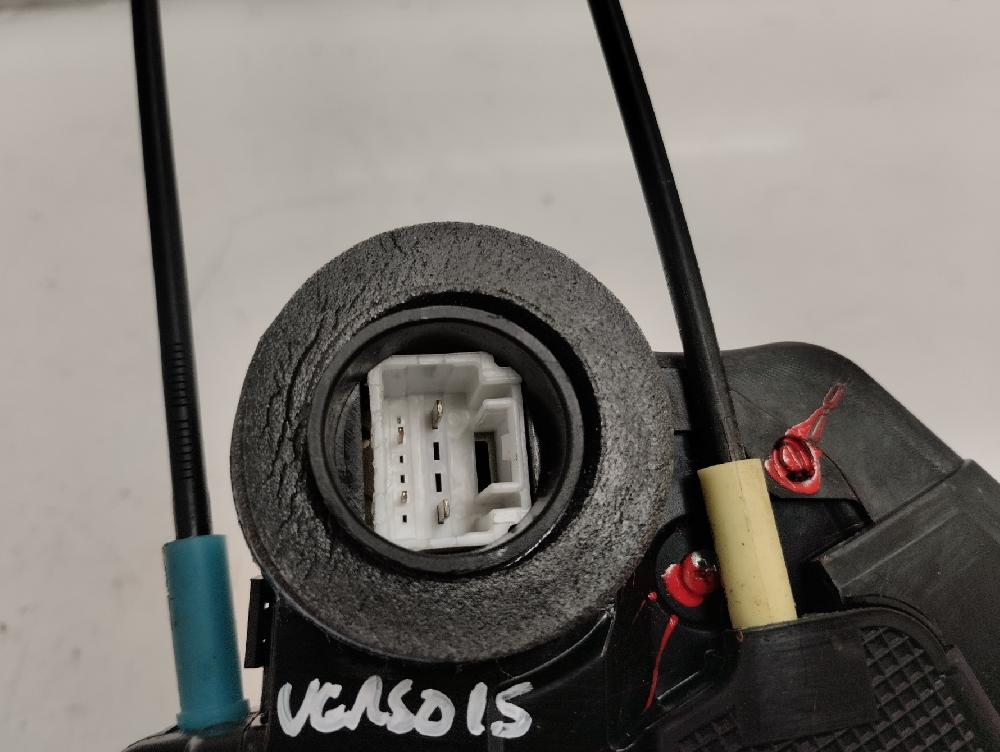 CERRADURA PUERTA TRASERA DERECHA TOYOTA VERSO 1.6 MT 132CV | 97KW