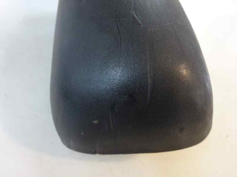 RETROVISOR IZQUIERDO FIAT PUNTO 1.1 MT 55CV