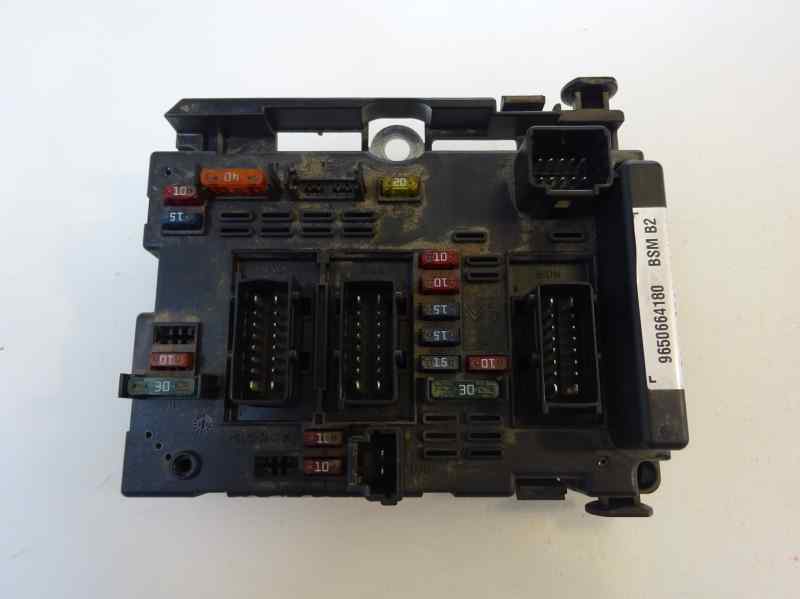 CAJA RELES FUSIBLES PEUGEOT 307 2.0 HDI MT 90CV