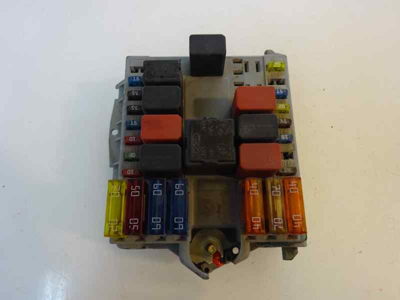 CAJA RELES FUSIBLES FIAT DOBLO 1.9 D MT 63CV