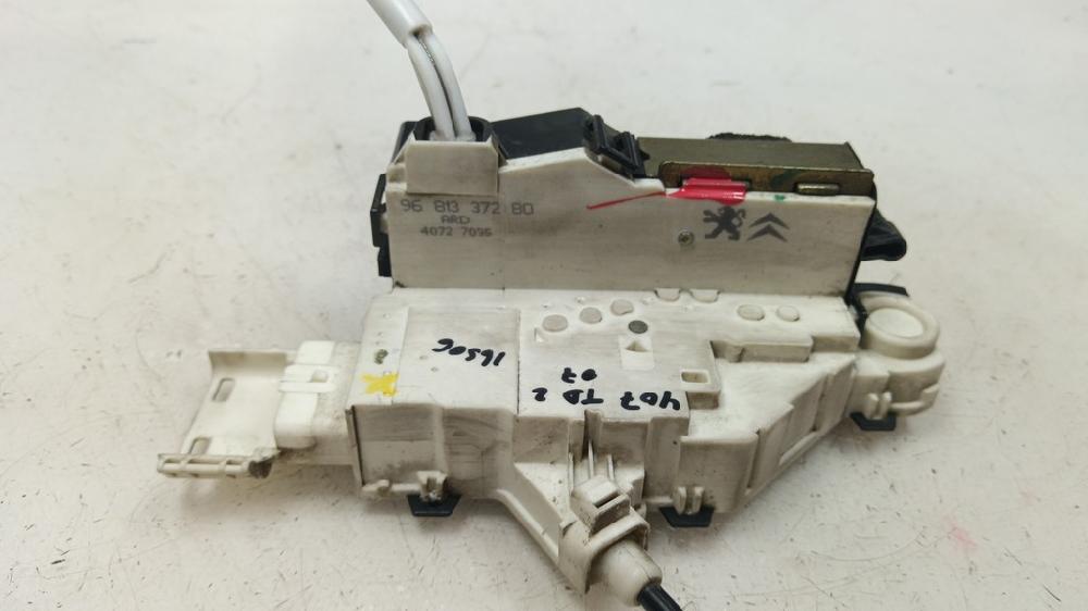 CERRADURA PUERTA TRASERA DERECHA PEUGEOT 407 2.0 HDI MT 136CV
