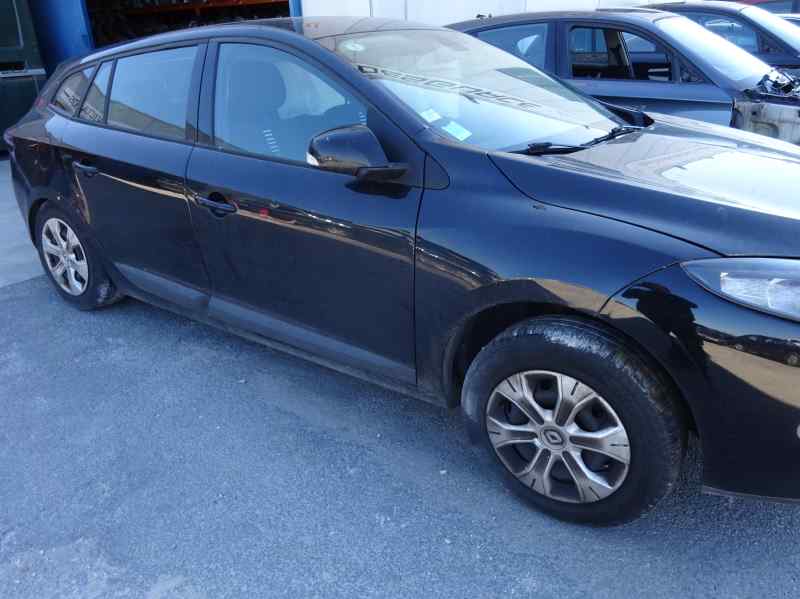 CAJA RELES FUSIBLES RENAULT MEGANE 2011 1.5 DCI MT 90CV | 66KW