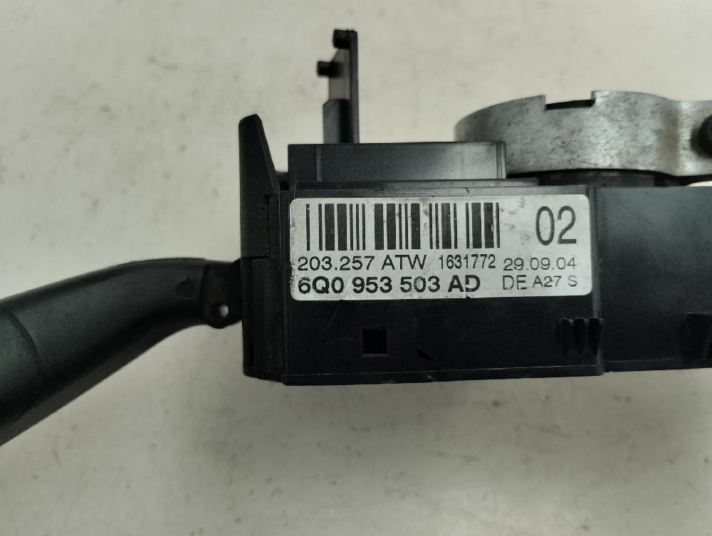 MANDO MULTIFUNCION SEAT CORDOBA 1.9 D MT 64CV