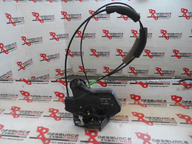 CERRADURA PUERTA TRASERA IZQUIERDA TOYOTA AVENSIS 2003 2.0 D MT 116CV | 85KW