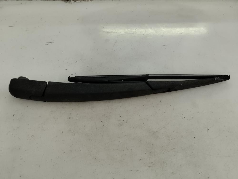 BRAZO LIMPIA TRASERO FORD CMAX 1.6 TDCI DPF MT 95CV
