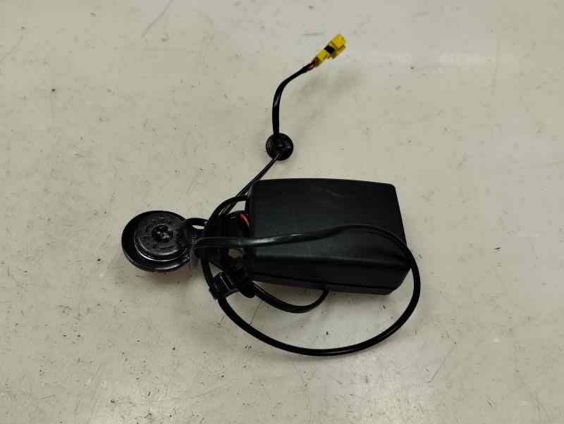 ANCLAJE CINTURON DELANTERO DERECHO RENAULT TWINGO 1.0 MT 65CV | 48KW