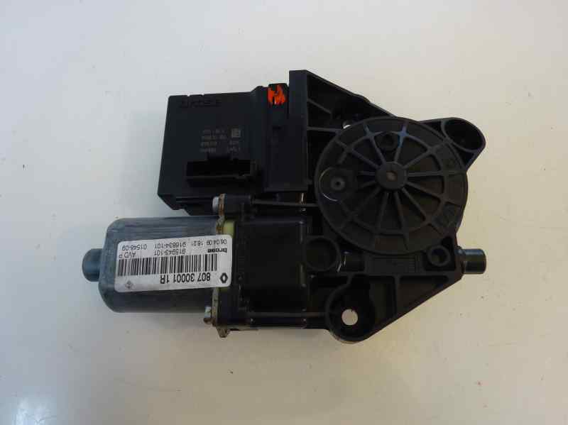 MOTOR ELEVALUNAS DELANTERO DERECHO RENAULT SCENIC 1.9 DCI MT 130CV