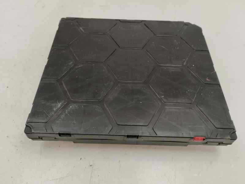 CAJA RELES FUSIBLES SEAT IBIZA 1.2 TSI MT 90CV