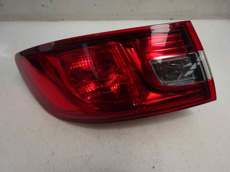 PILOTO TRASERO IZQUIERDO RENAULT CLIO 1.5 DCI MT 90CV
