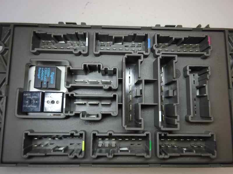 CAJA RELES FUSIBLES MINI COOPER 1.6CVT 116CV