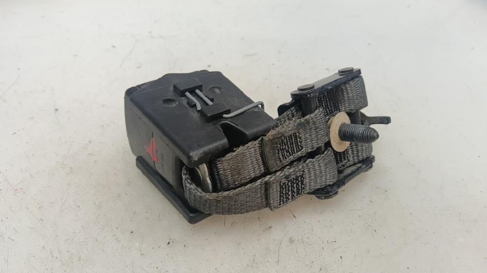 ANCLAJE CINTURON TRASERO DERECHO RENAULT CLIO 1.2 MT 75CV