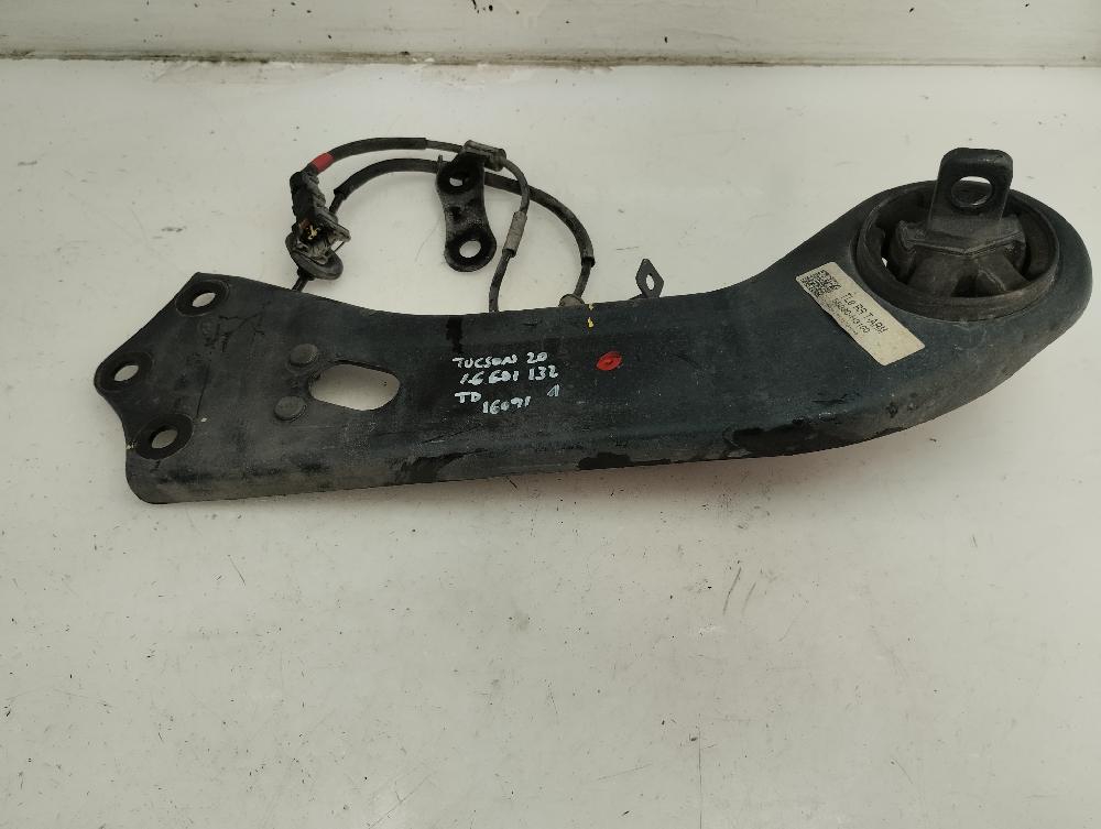 BRAZO SUSPENSION INFERIOR TRASERO DERECHO HYUNDAI TUCSON 1.6 MT 132CV