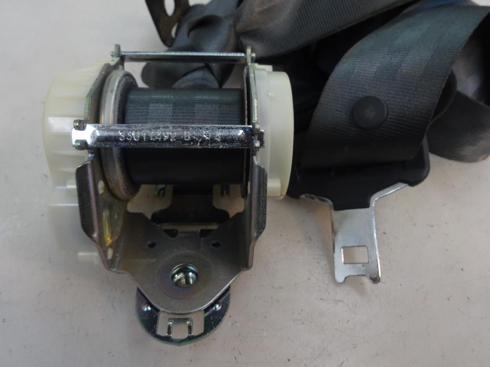 CINTURON SEGURIDAD TRASERO DERECHO RENAULT CLIO 1.6 MT 112CV