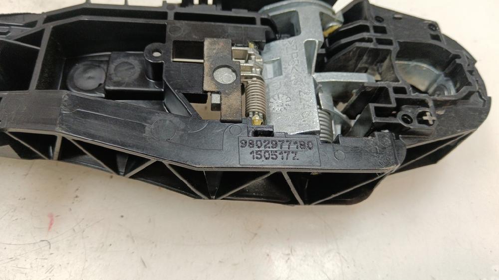 SOPORTE MANETA EXTERIOR PUERTA TRASERA DERECHA CITROEN C4 CACTUS 1.6 MT 99CV | 73KW