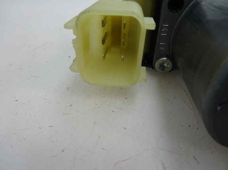 MOTOR ELEVALUNAS DELANTERO IZQUIERDO FORD FIESTA 1.25 MT 82CV