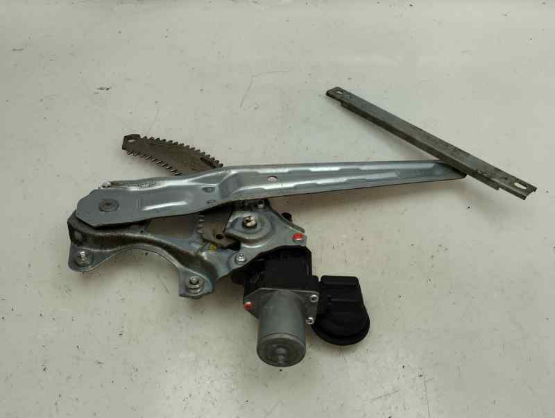 ELEVALUNAS TRASERO DERECHO NISSAN MICRA 1.0 MT 73CV