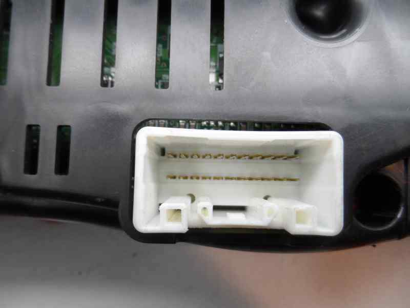 CUADRO INSTRUMENTOS TOYOTA AVENSIS 2.0 MT 126CV | 93KW