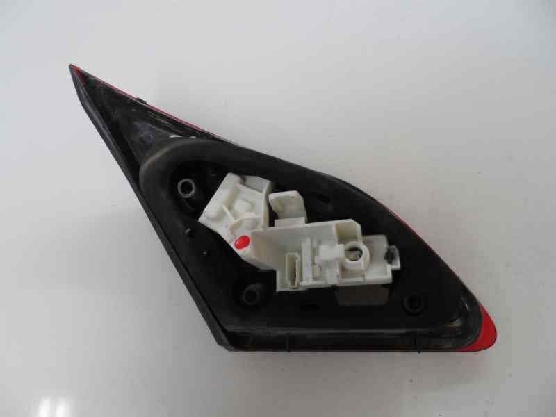 PILOTO TRASERO DERECHO INTERIOR OPEL ASTRA 1.7 CDTI MT 110CV