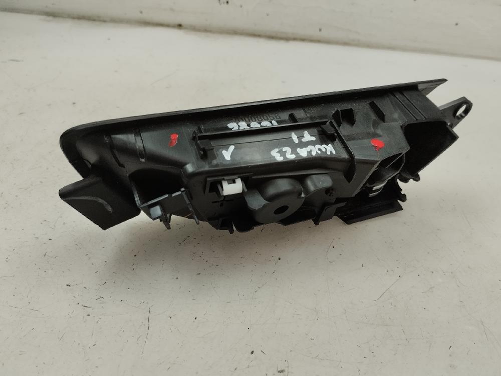 MANETA INTERIOR TRASERA IZQUIERDA FORD KUGA 1.5 150CV | 110KW, GASOLINA, MT, ACCIONAMIENTO DELANTERO