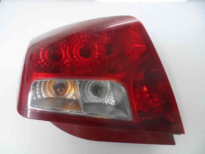 PILOTO TRASERO DERECHO CHEVROLET NUBIRA 1.8 MT 122CV | 90KW