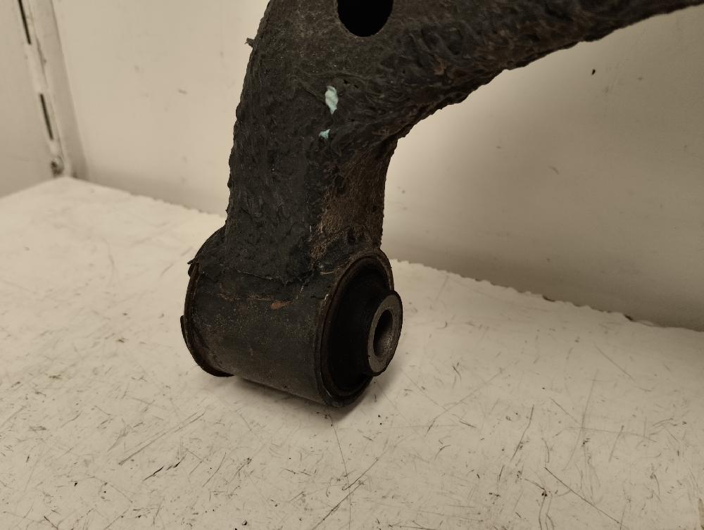 BRAZO SUSPENSION INFERIOR DELANTERO IZQUIERDO HYUNDAI TUCSON 2.0 CRDI MT 2WD 140CV | 103KW